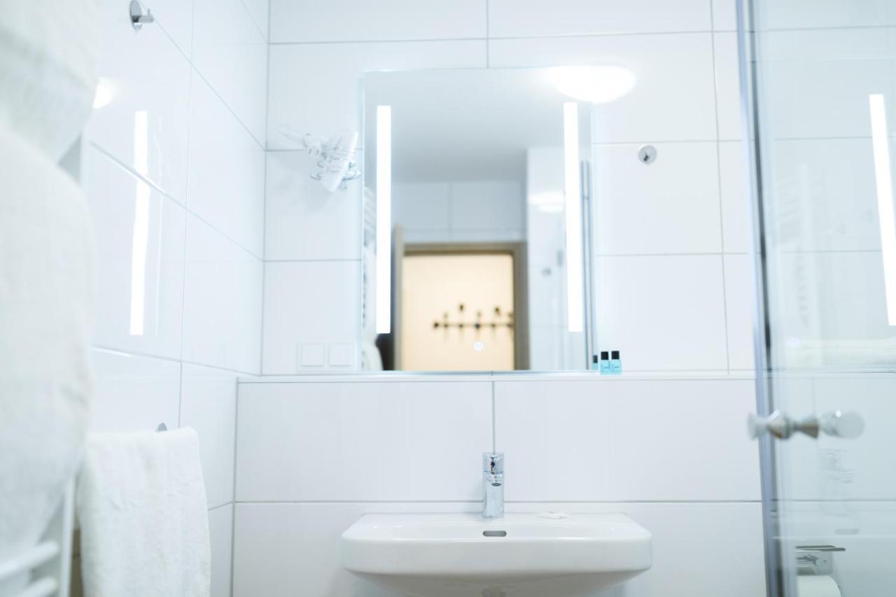 Hotel U7 Metzingen  Dış mekan fotoğraf