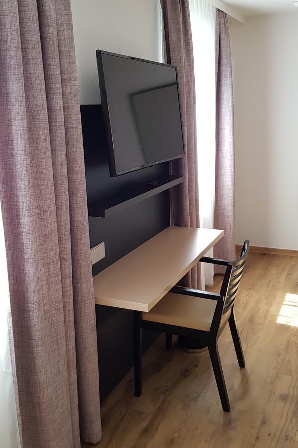 Hotel U7 Metzingen  Dış mekan fotoğraf