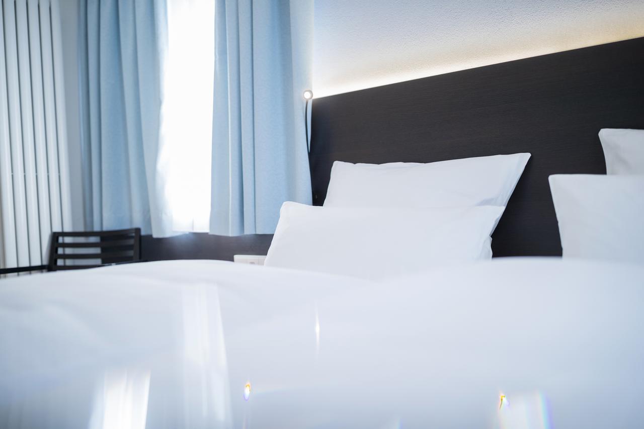 Hotel U7 Metzingen  Dış mekan fotoğraf